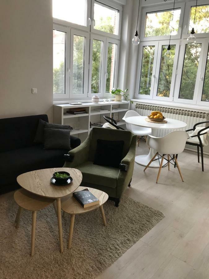 Studio Apartman Park Galerija Appartement Osijek Buitenkant foto
